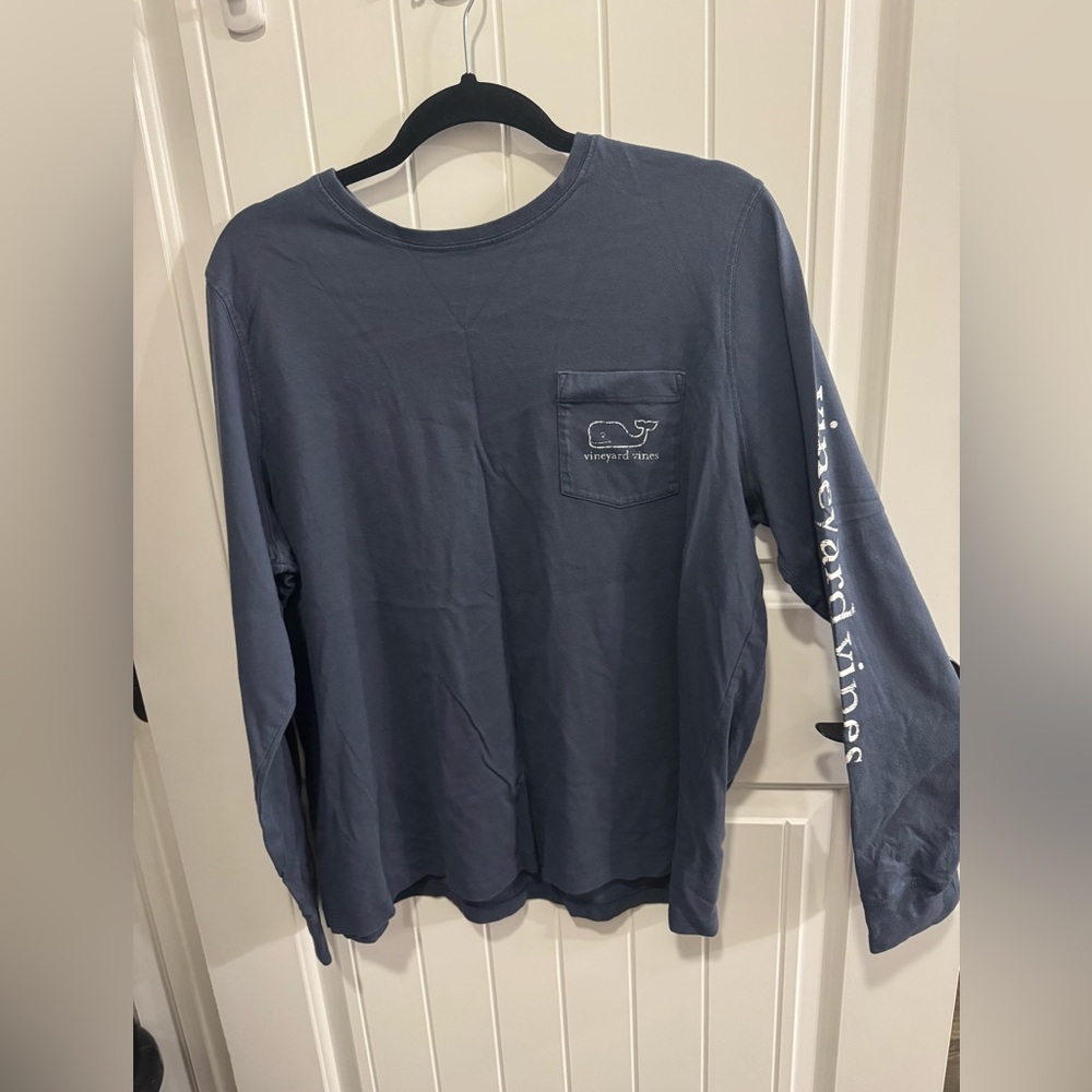 Vineyard Vines long sleeve Tee